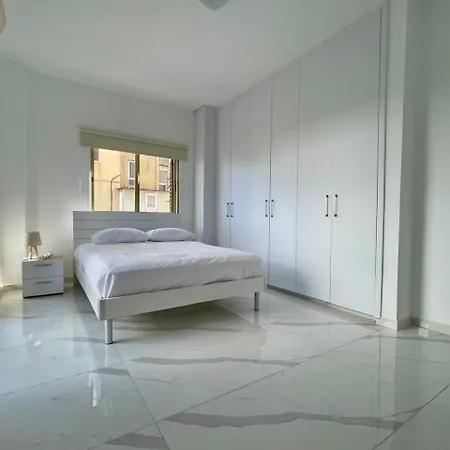 Apartamento Lazuli Center Ap 5b Larnaca