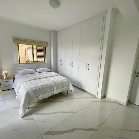 Lazuli Center Ap 5b Larnaca
