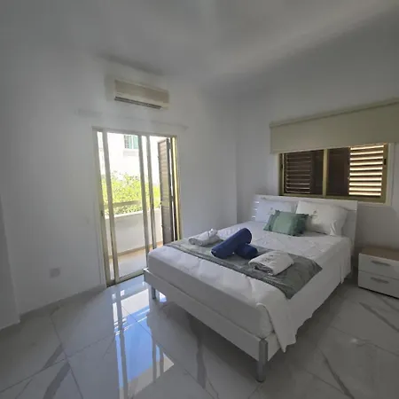 Lazuli Center Ap 5b Larnaca