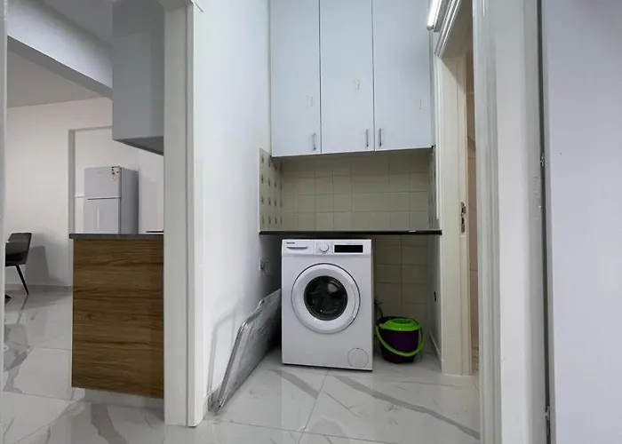 Centro * لارنكا